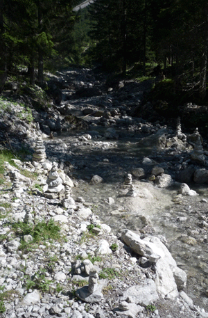 Steine im Fluss